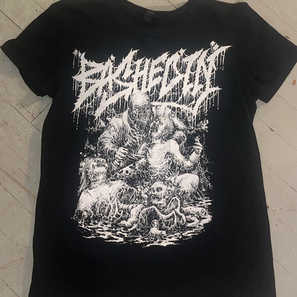 BASHED TF IN metal band tee